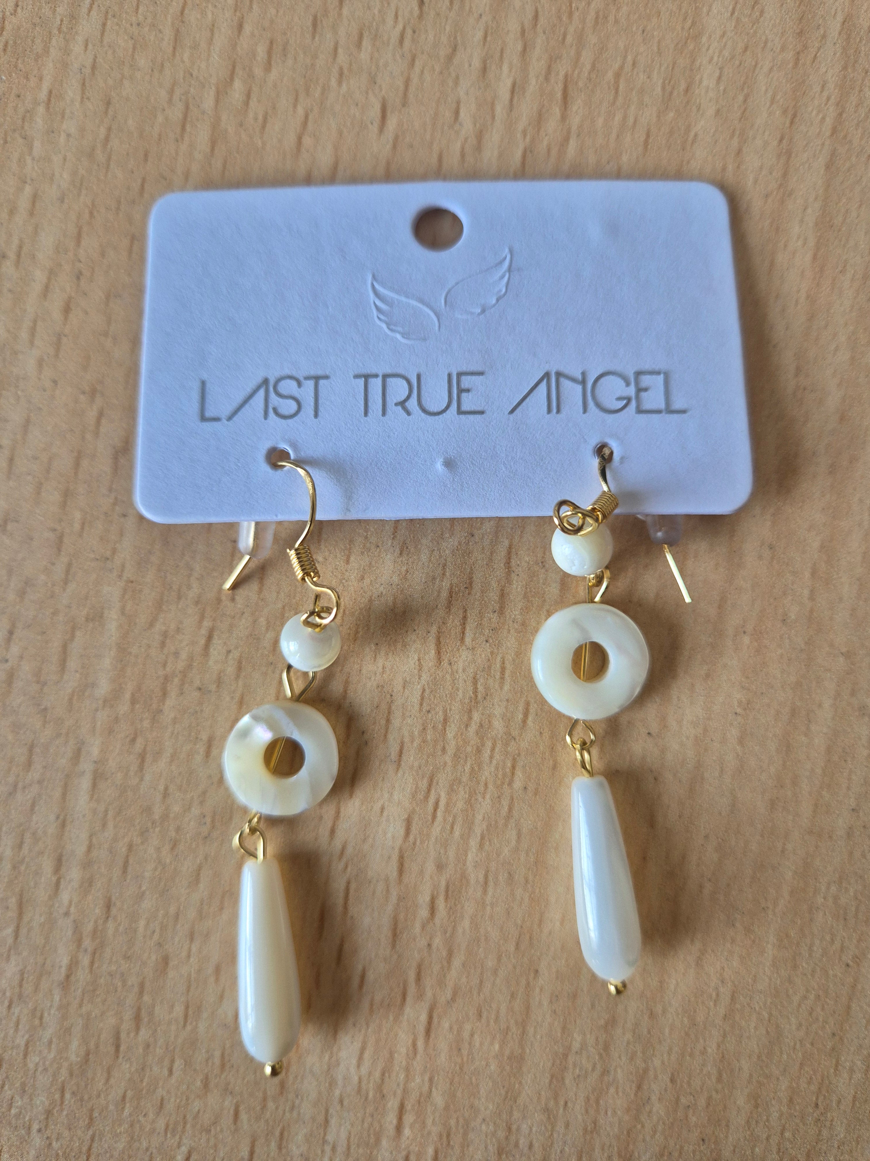 Last True Angle Pearl Drop Earrings LEN70G