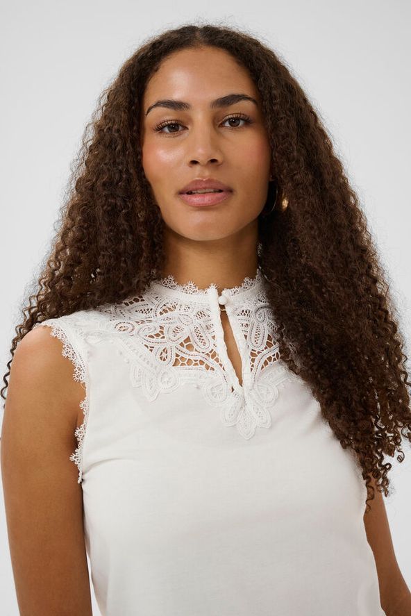 Cream 10614886 Sleeveless Blouse With High Neckline