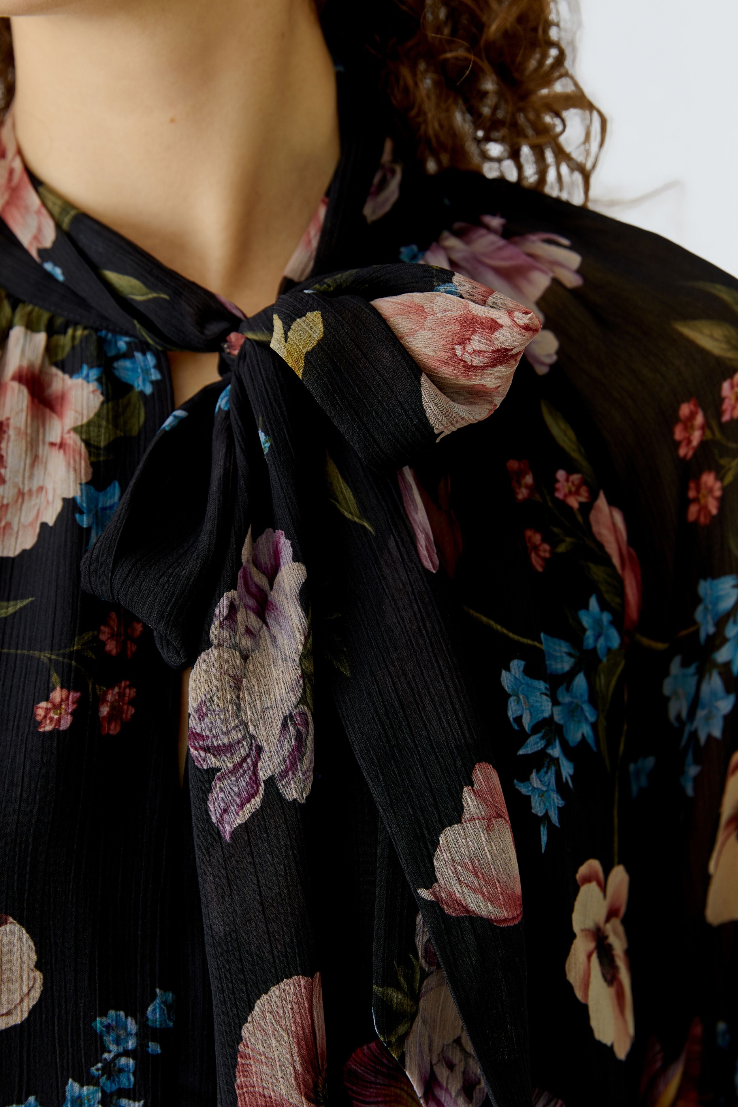 Oui 96629 Black And Red Floral Chiffon A Line Dress
