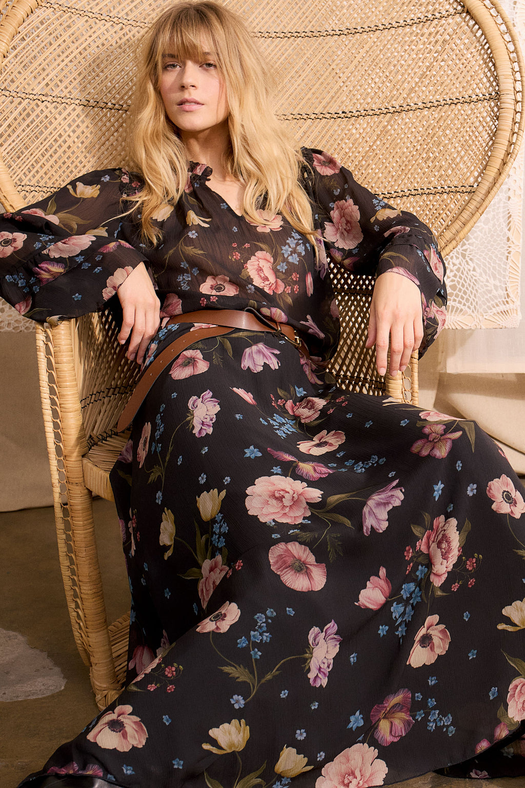 Oui 96651 Printed Black And Red Floral Chiffon Maxi Skirt