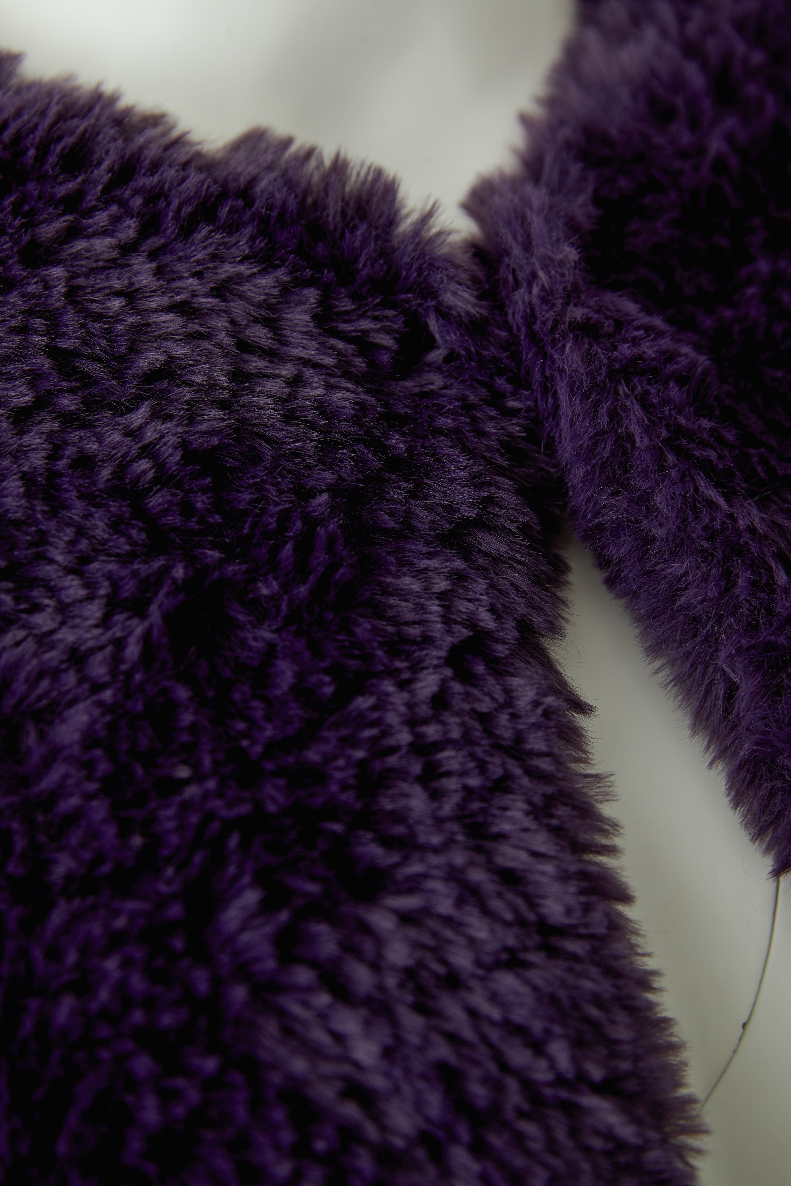 Oui 98077 Purple Collarless Cozy Fur Gillet