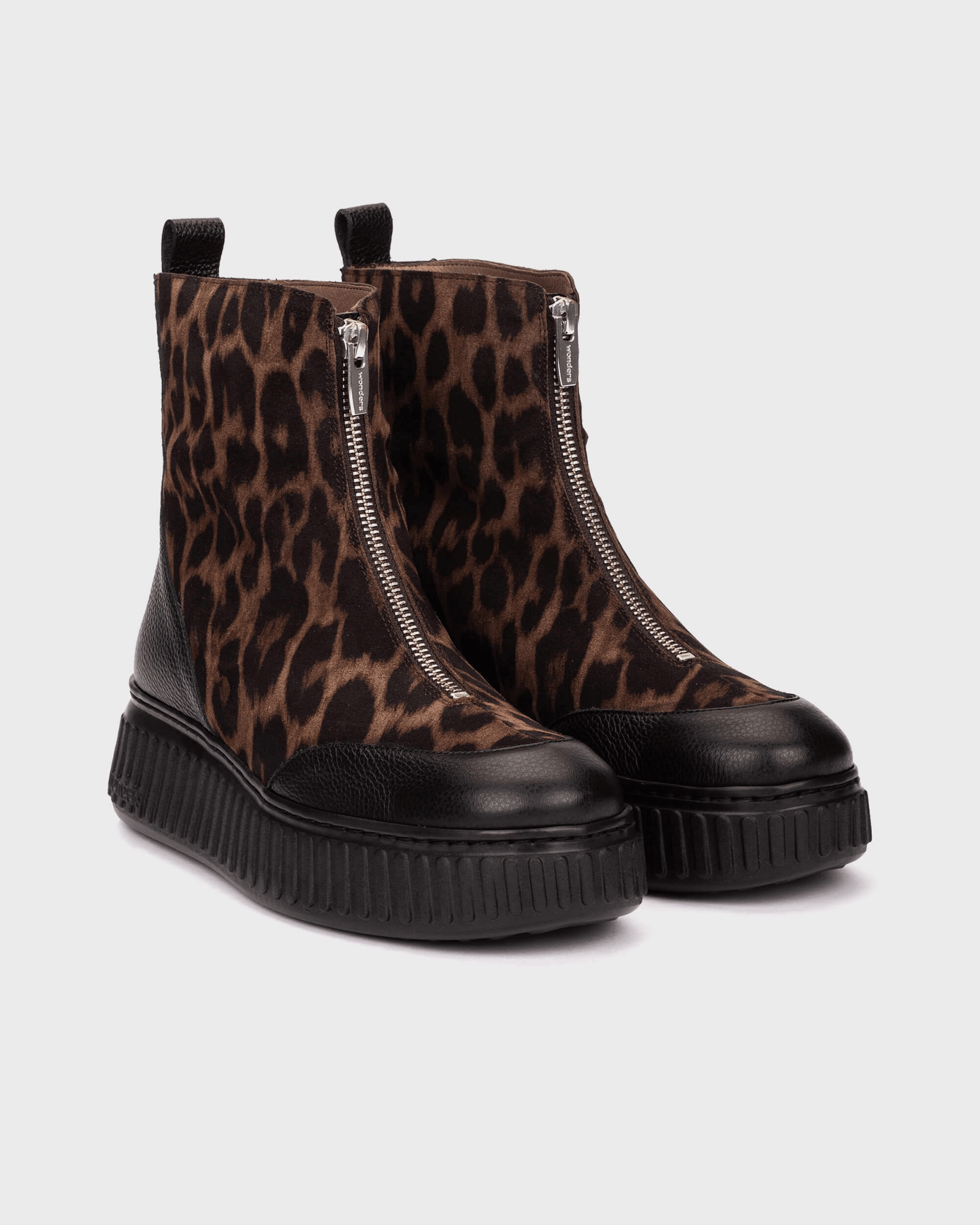Wonders A-5202 Wild / Negro Zanzibar Animal Print Shoes