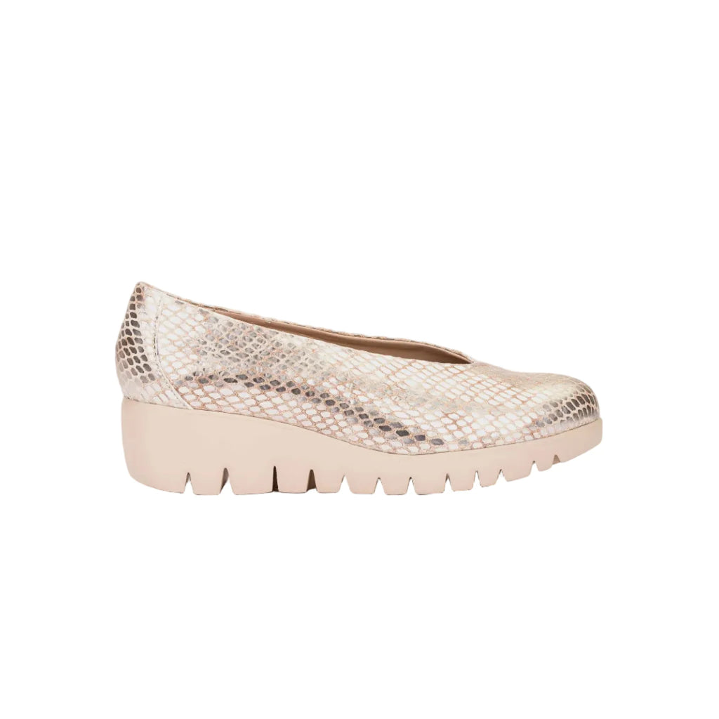 Wonders Maya Champagne Faux Snake 33100 Court Platform