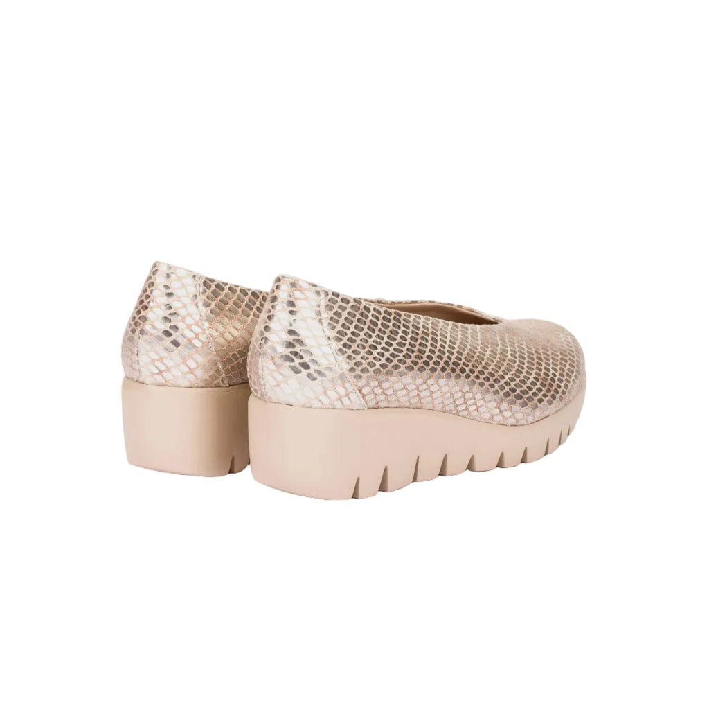 Wonders Maya Champagne Faux Snake 33100 Court Platform
