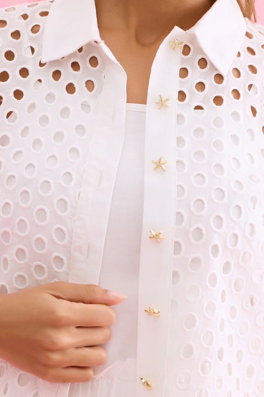 Leo & Ugo JE924 White Cotton Short Sleeved Top With Small Gold Starfish Buttons