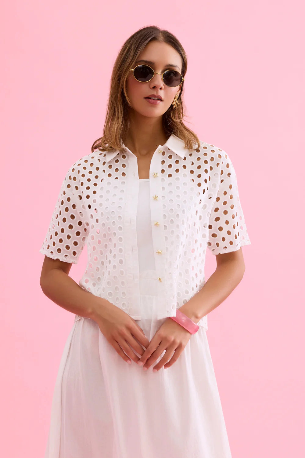 Leo & Ugo JE924 White Cotton Short Sleeved Top With Small Gold Starfish Buttons