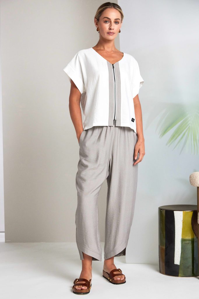 Naya Curved Hem Pebble Pull On Trouser 158