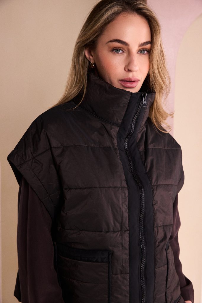 Naya  167 Brown Padded Short Sleeve Zip And Pocket Waistcoat