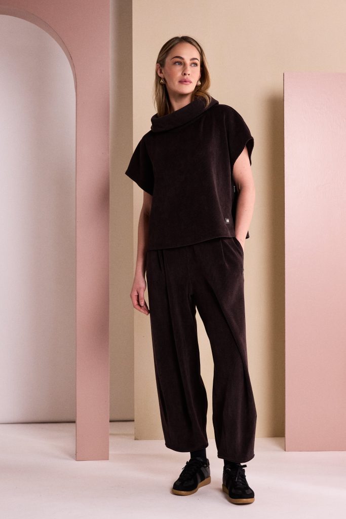 Naya Soft Ribbed Cowl Neck Top With Zip In Side Seam 253