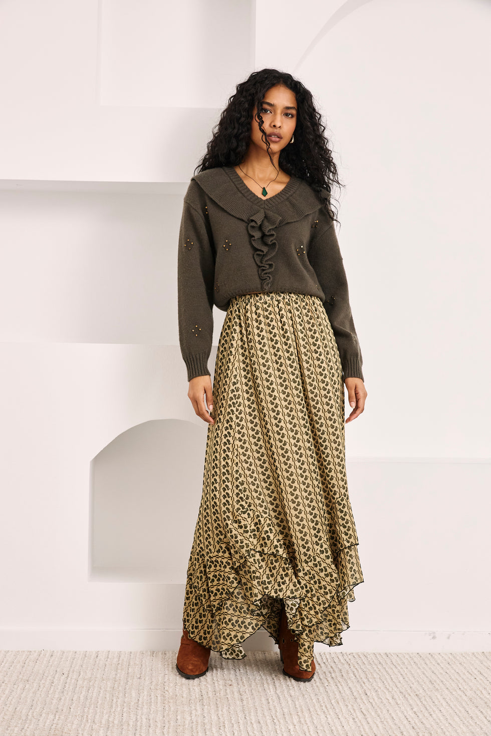 Nekane NM.RUMO Green Jumper With Decorative Detalis And Ruffle