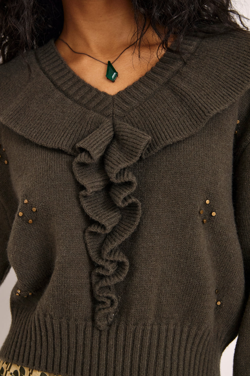 Nekane NM.RUMO Green Jumper With Decorative Detalis And Ruffle