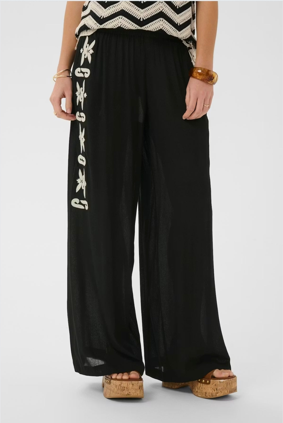 Cream 10615017 Pitch Black Trouser With White Side Embroidery