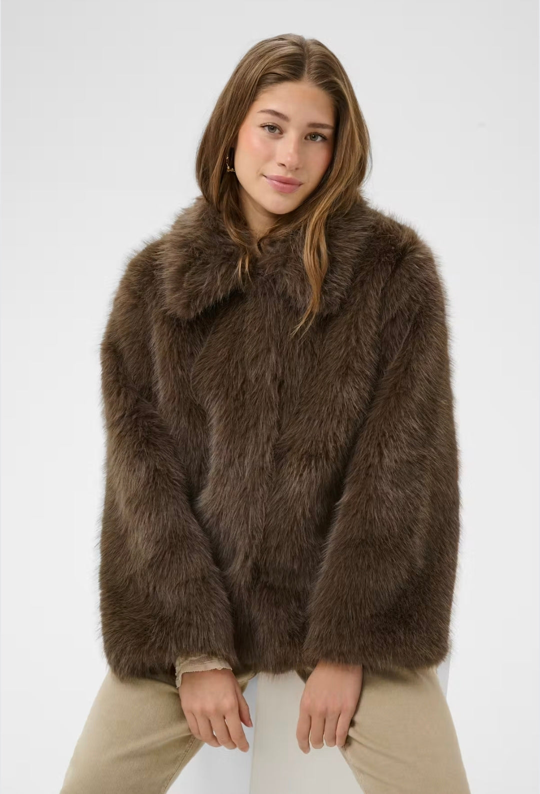 Cream 10615117 Brown Shaved Faux Fur Jacket With Classic Collar