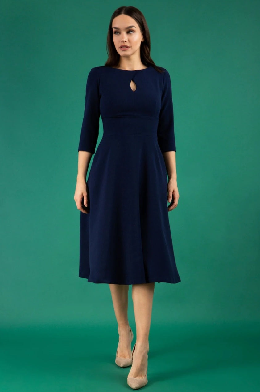 Diva - Casares swing dress - Martha V 